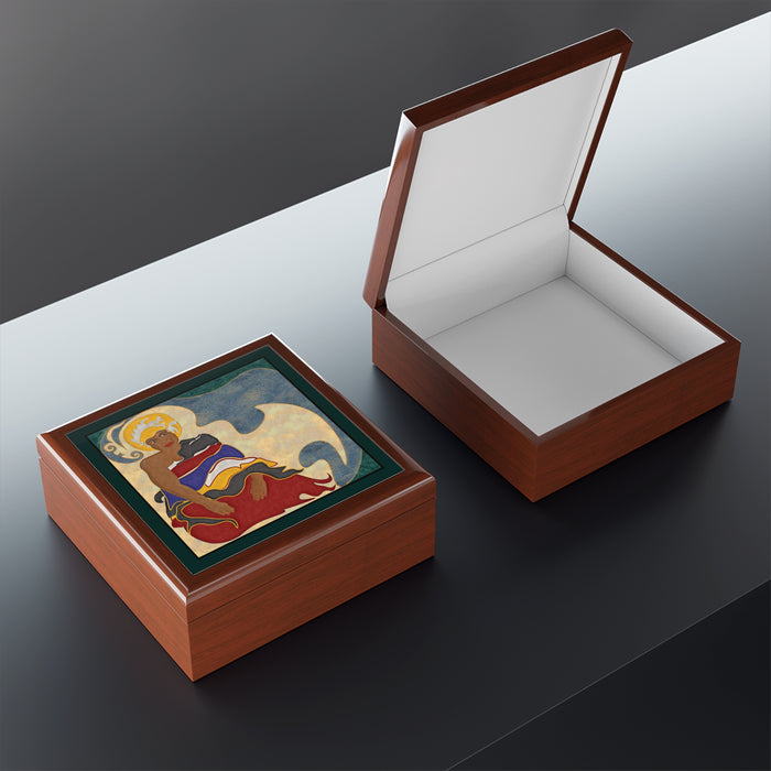 Queen Mother Jewelry Box