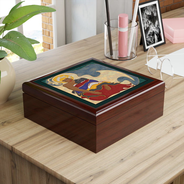 Queen Mother Jewelry Box